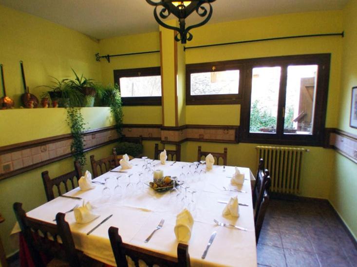 Tres Picos Hotel Еристе Екстериор снимка